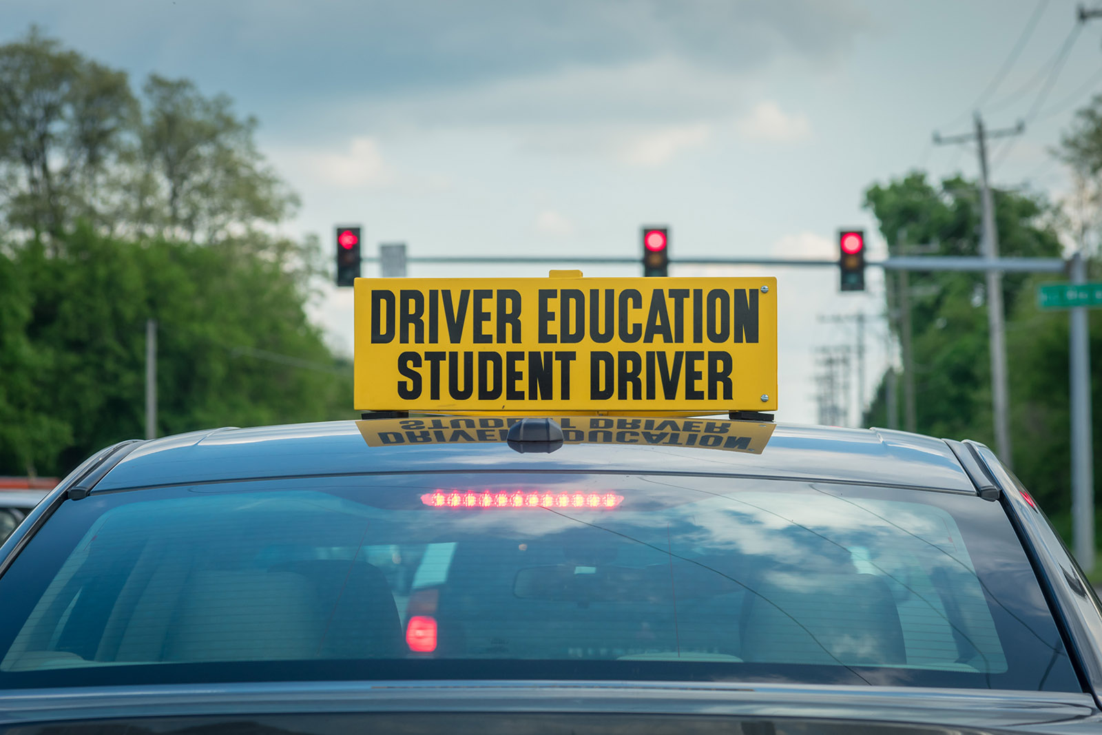 New IIHS Driver's Ed Guides Take the Place of Classroom
Learning 1