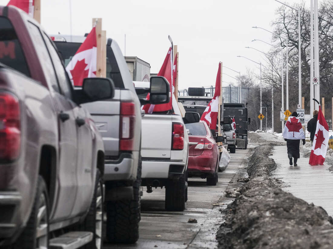 Automakers face even more supply chain pain as Canadian
protesters block a key bridge 1