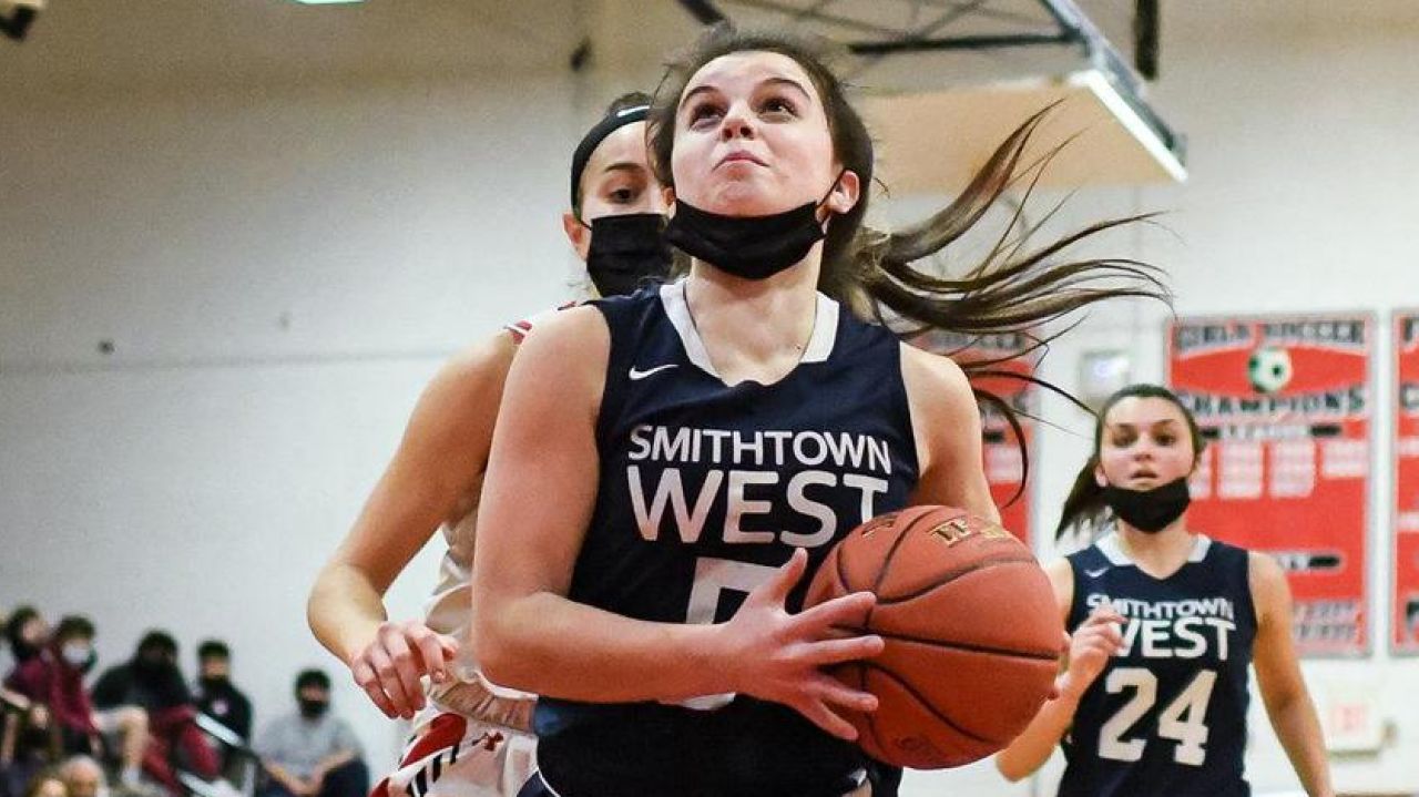 Deep Smithtown West girls basketball outclasses Half Hollow
Hills East 1