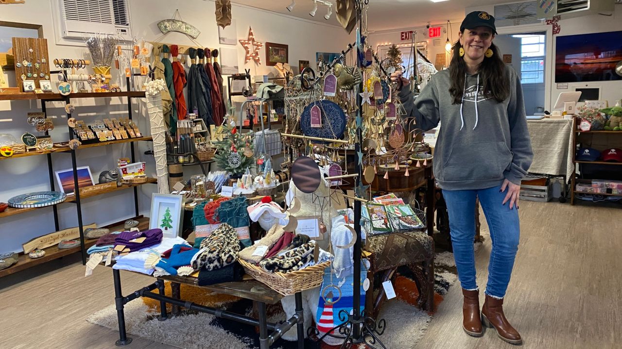 Hive Market and Maker's Space opens in Oyster Bay 1