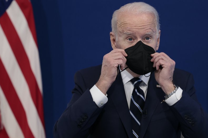 When It Comes to Masks, the CDC is its Own Worst Enemy |
Opinion 1