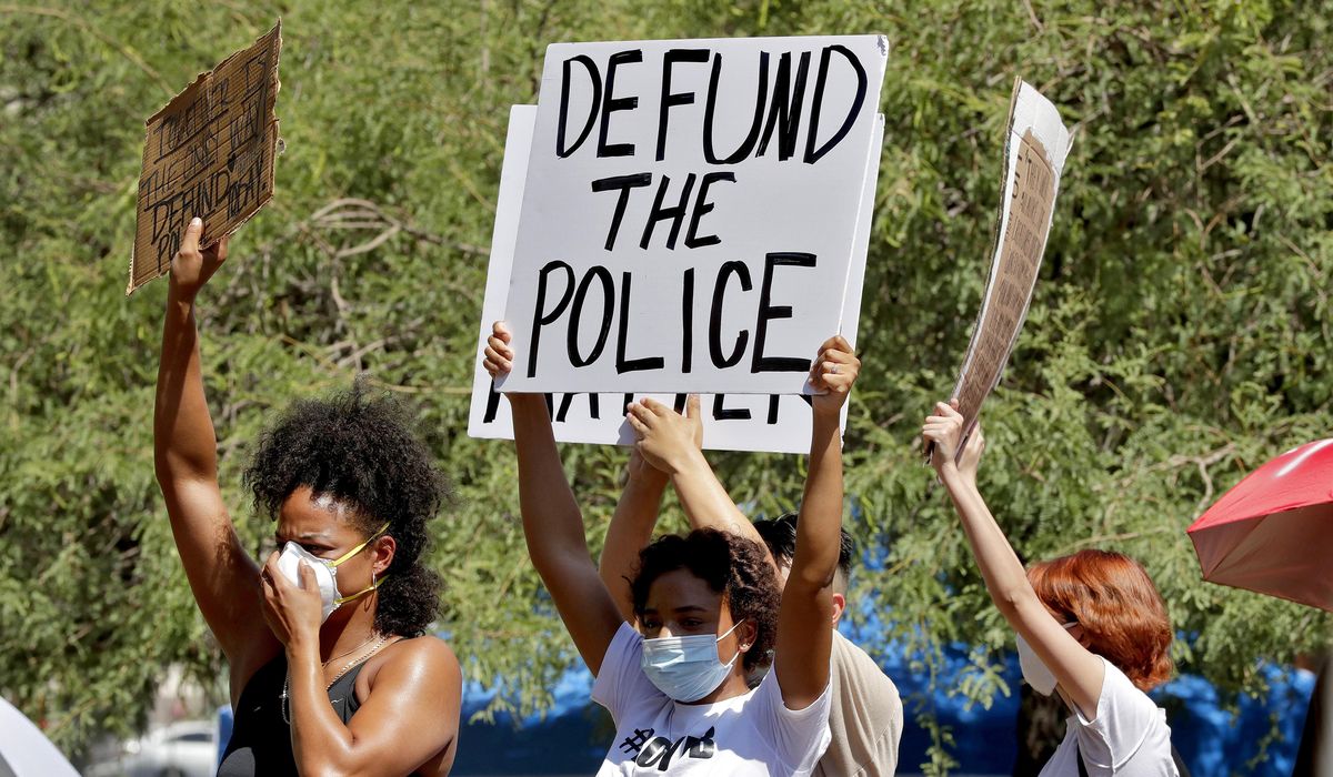 Anti-police climate contributing to PTSD among officers amid
shootings, attacks 1