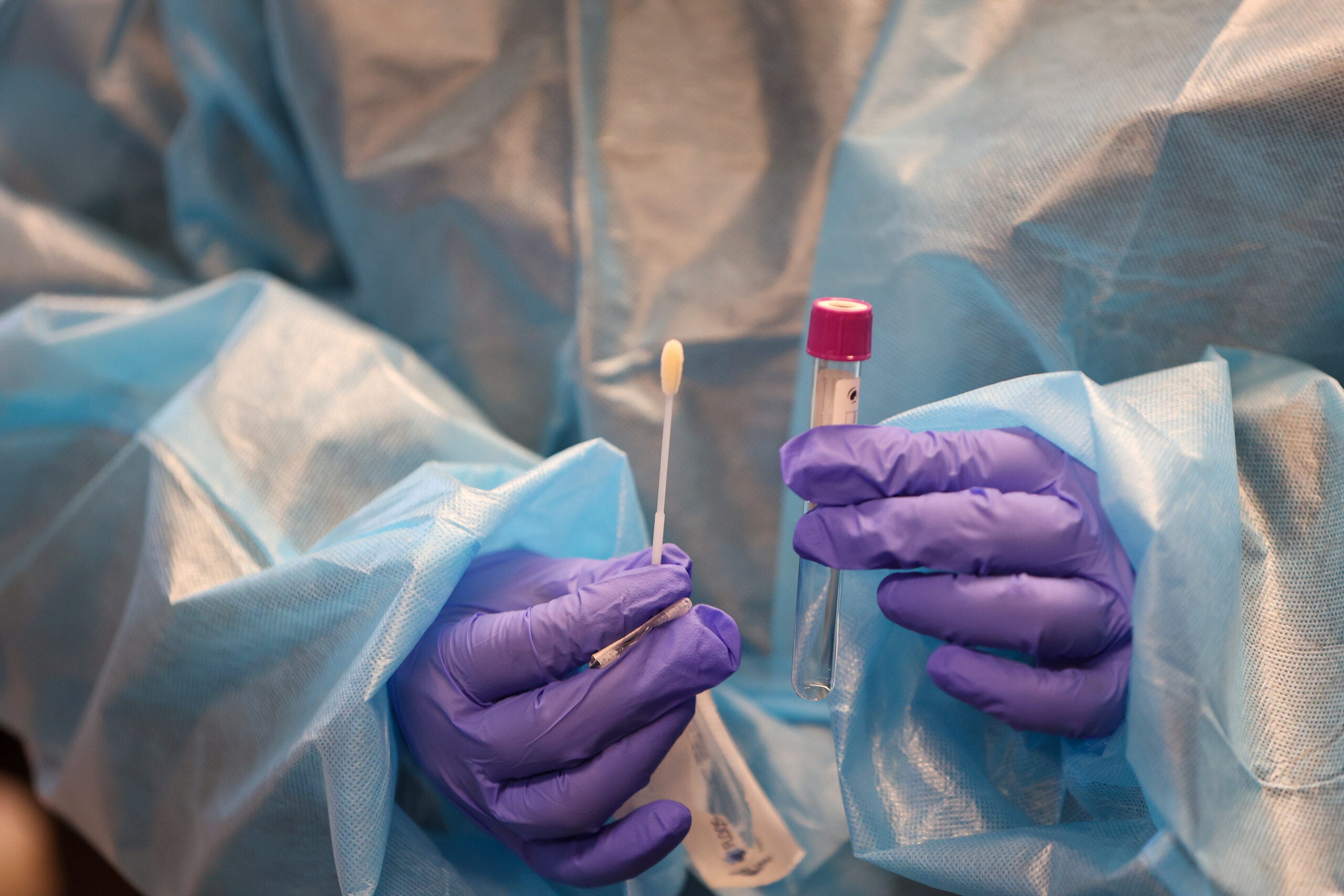 Mass. reports 4,973 new COVID-19 cases, 87 new
deaths 1