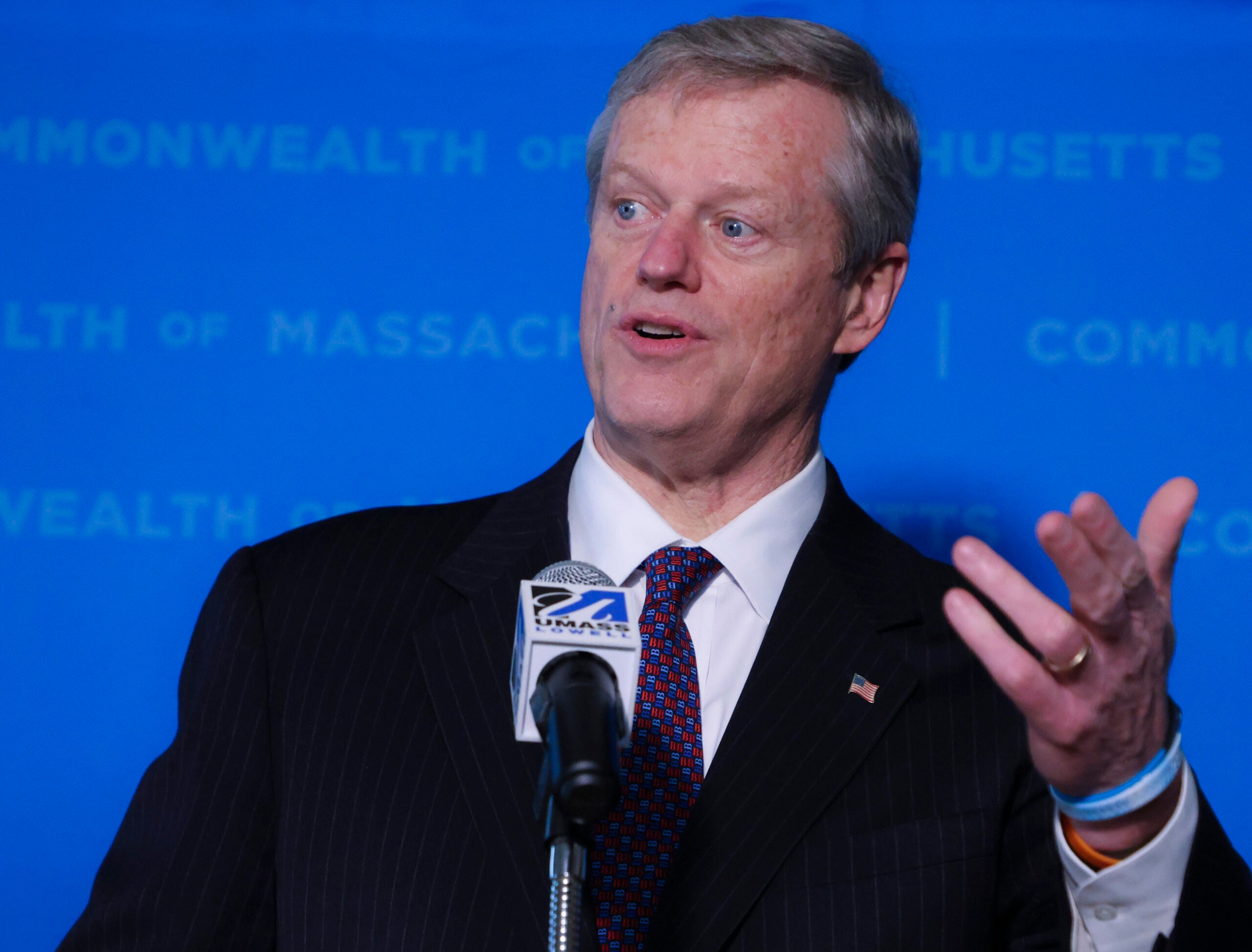 Livestream: Charlie Baker, with state education officials,
makes ‘COVID-19 announcement’ 1