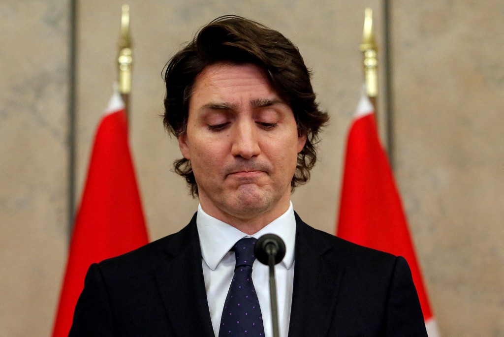 Trudeau reportedly eyes emergency powers to end COVID
protests in Canada 1