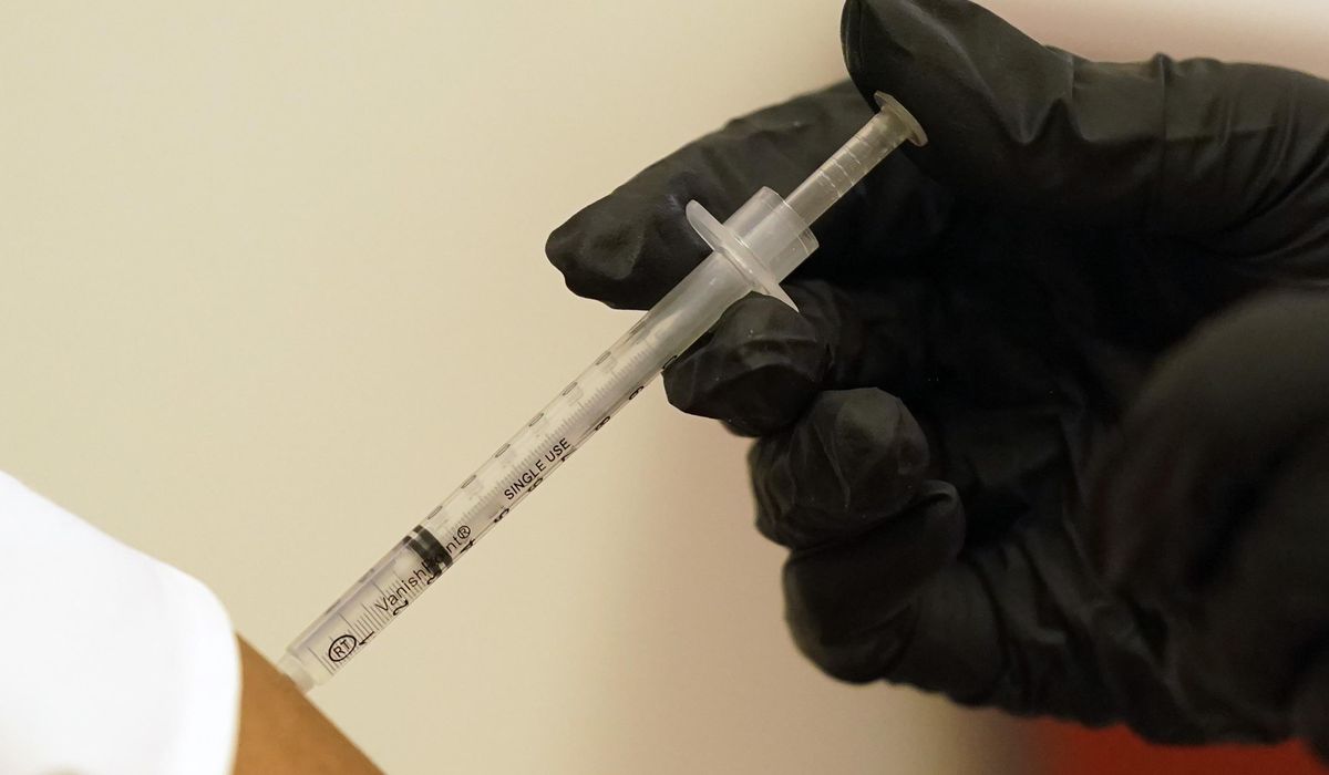 Scientists work on next generation of coronavirus vaccines
that are easier to take, more effective 1